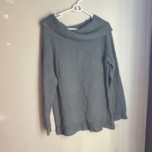 Liz Claiborne gray cowl neck Sweater - size Large